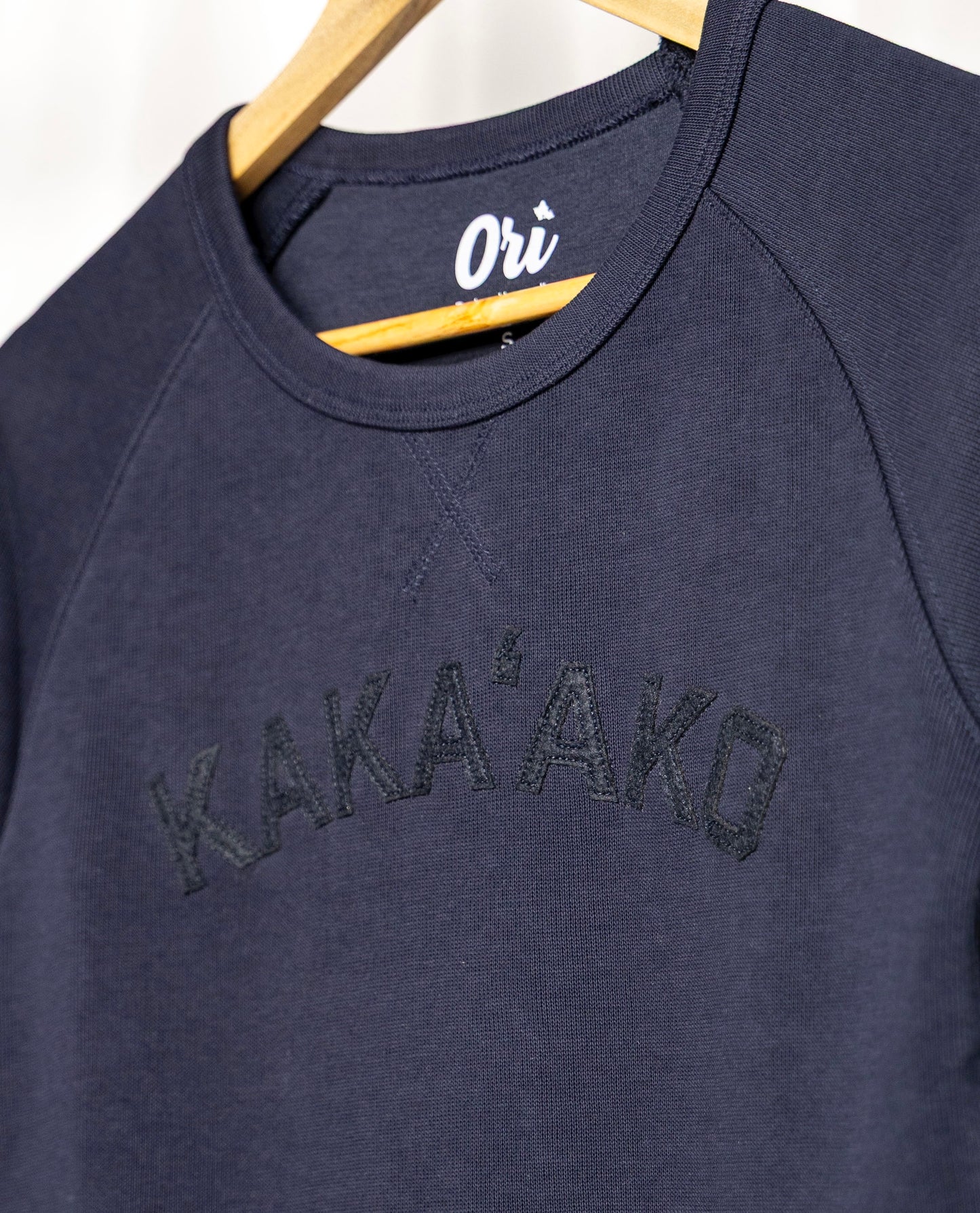 Kakaʻako Raglan Shirt