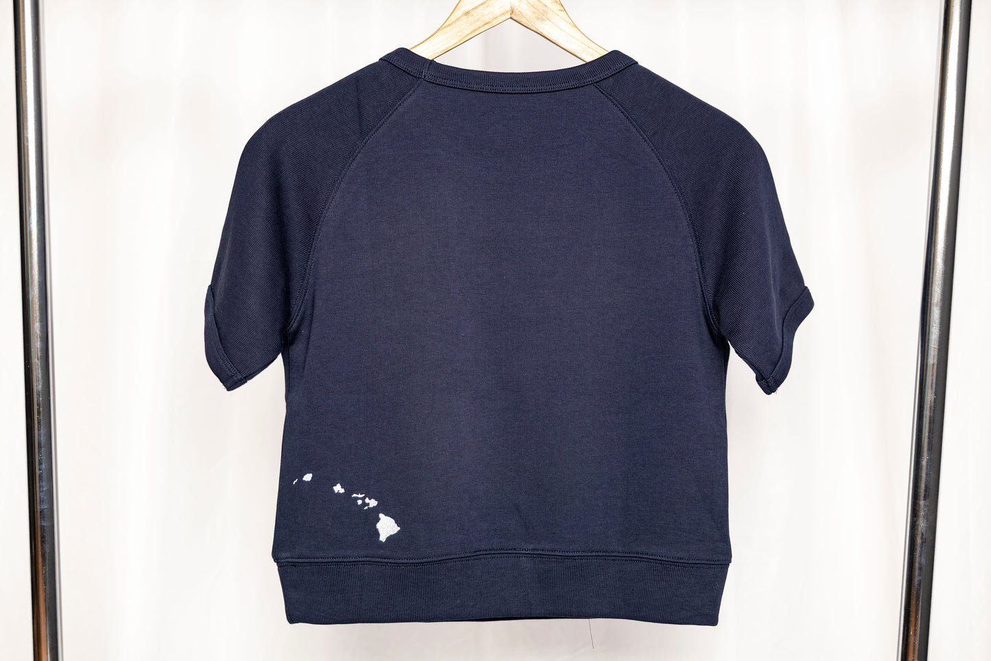 Kakaʻako Raglan Shirt